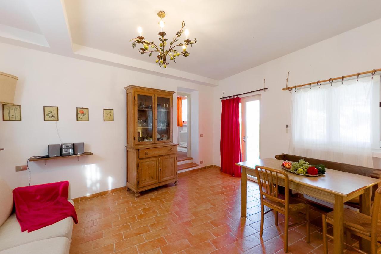 Villa Caterina Quiete E Mare-Goelba SantʼAndrea Екстериор снимка