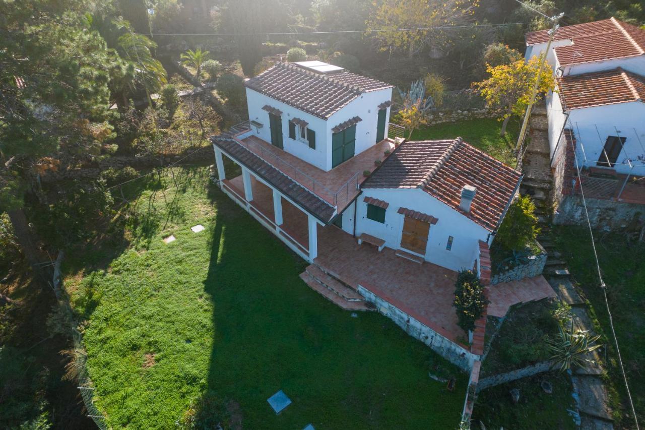 Villa Caterina Quiete E Mare-Goelba SantʼAndrea Екстериор снимка